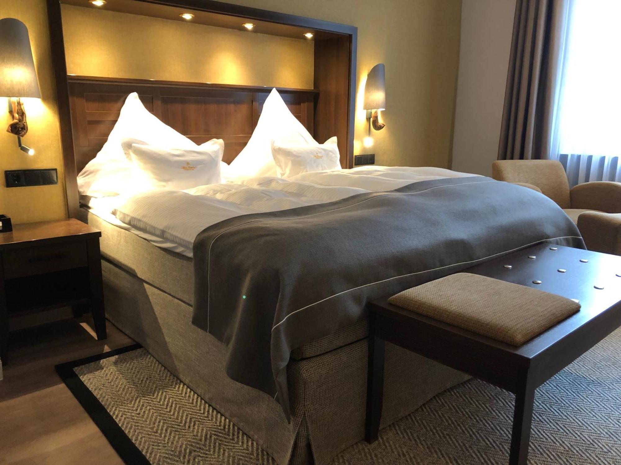 Boutique-Hotel Moseltor ทราเบิน-ทราร์บาค ภายนอก รูปภาพ