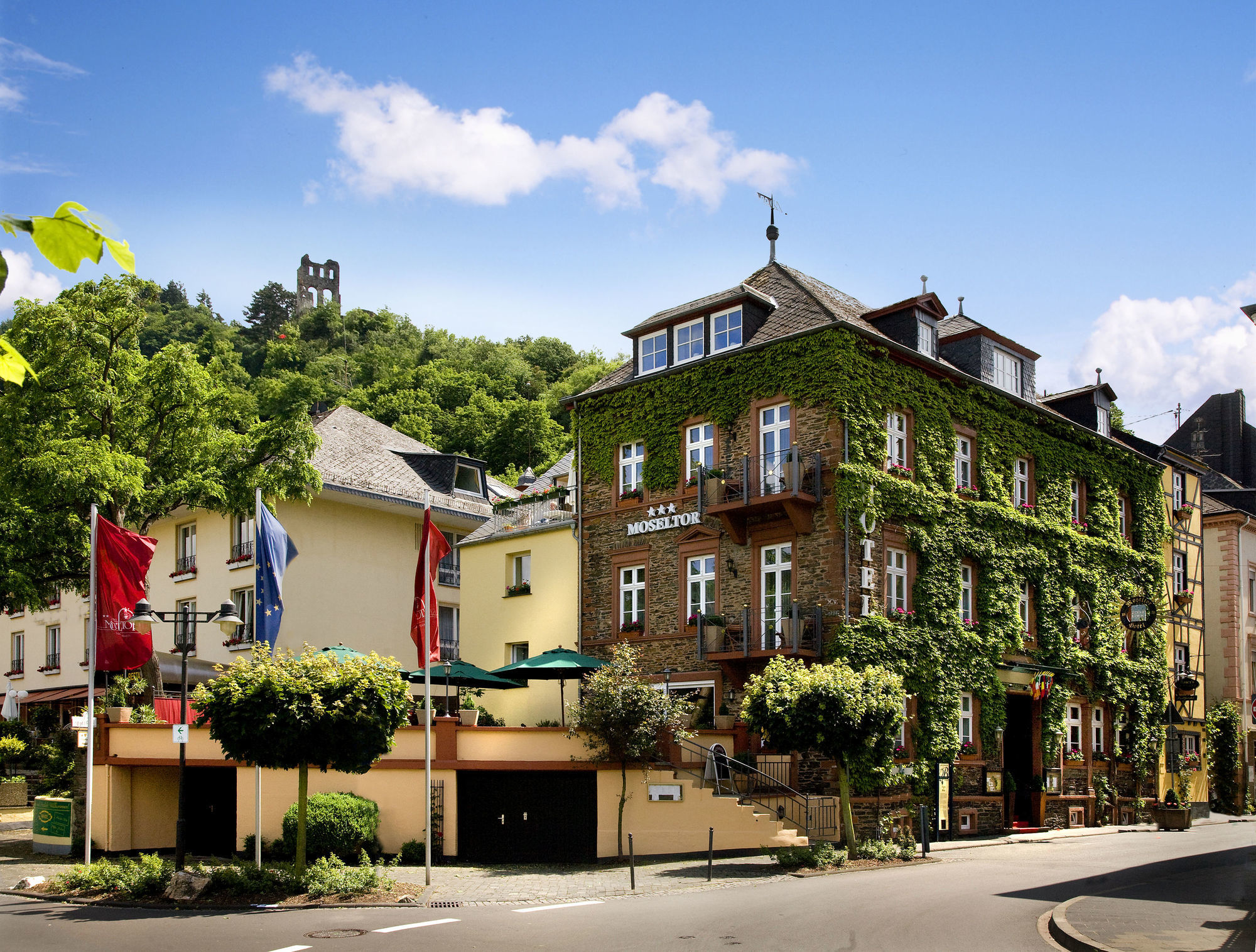 Boutique-Hotel Moseltor ทราเบิน-ทราร์บาค ภายนอก รูปภาพ