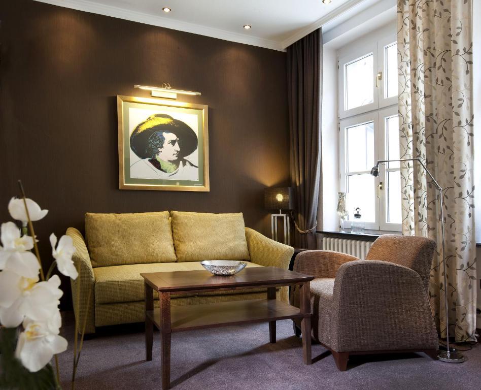Boutique-Hotel Moseltor ทราเบิน-ทราร์บาค ห้อง รูปภาพ